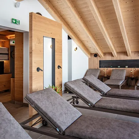 Urbanhof 3* سولدن